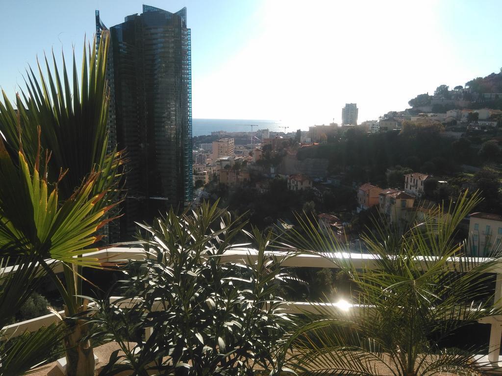 בוסוליי Monaco Pool Sea View Apartments מראה חיצוני תמונה