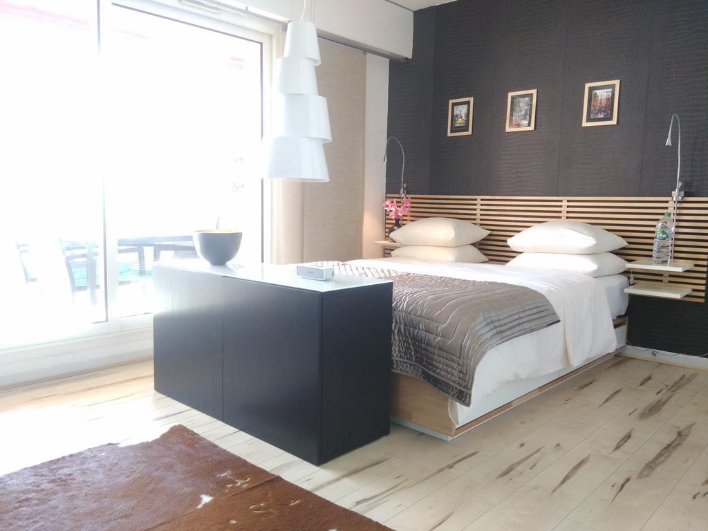 בוסוליי Monaco Pool Sea View Apartments מראה חיצוני תמונה