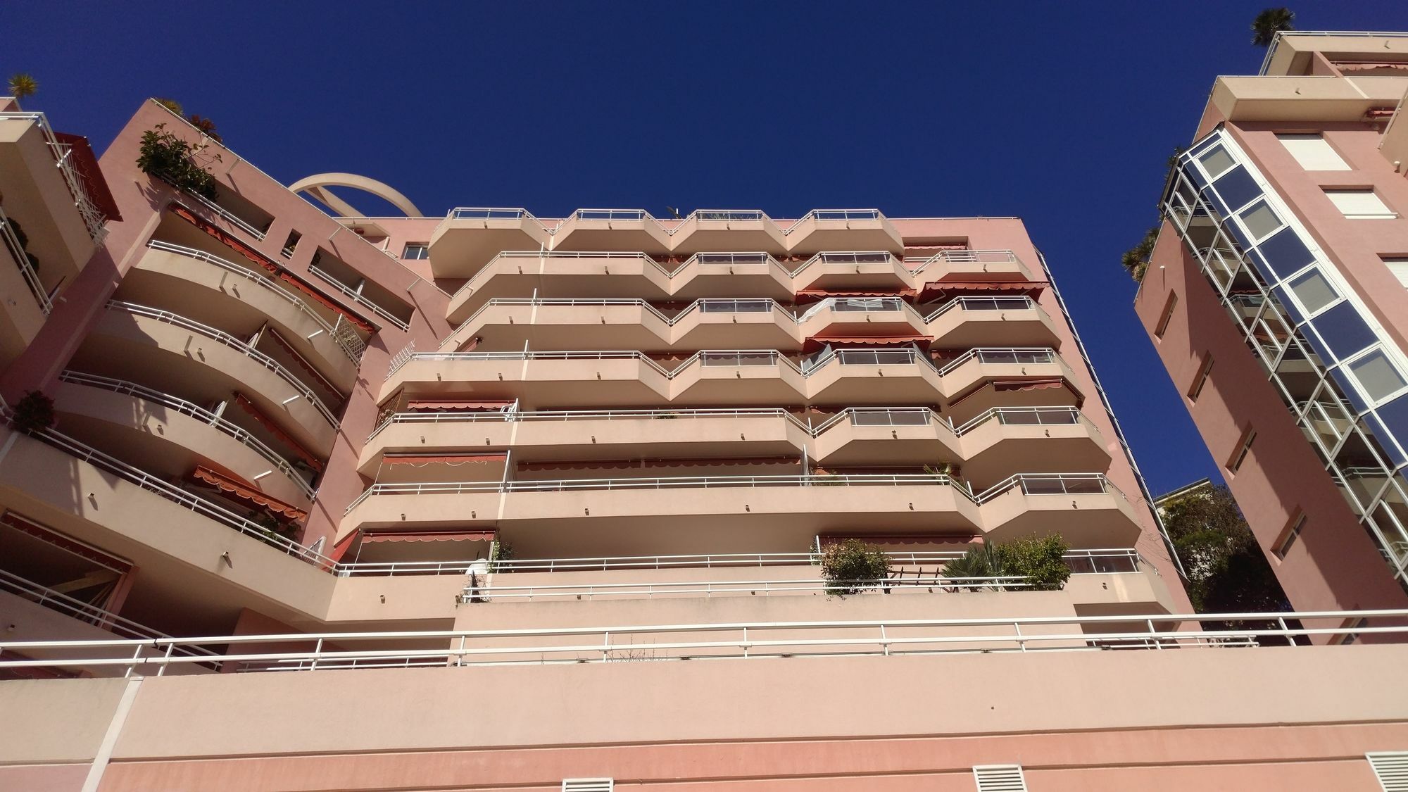 בוסוליי Monaco Pool Sea View Apartments מראה חיצוני תמונה