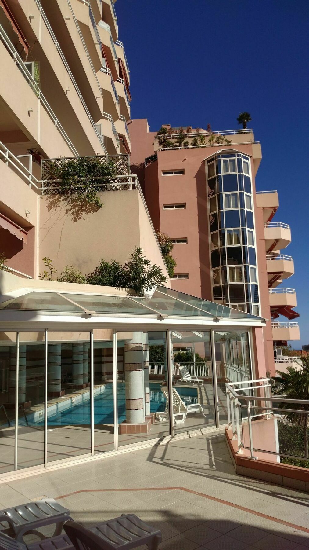 בוסוליי Monaco Pool Sea View Apartments מראה חיצוני תמונה